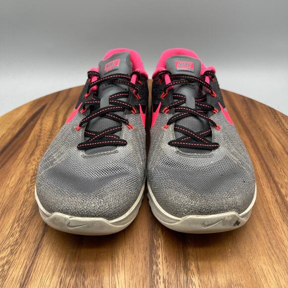 Nike Metcon 3 Shoes Womens 9 Gray Solar Red Pink Training Gym Comfort Workout - Picture 2 of 8